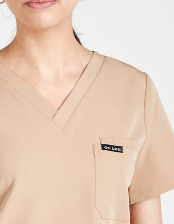 Women's Luna Scrub Top - Coffee Cream